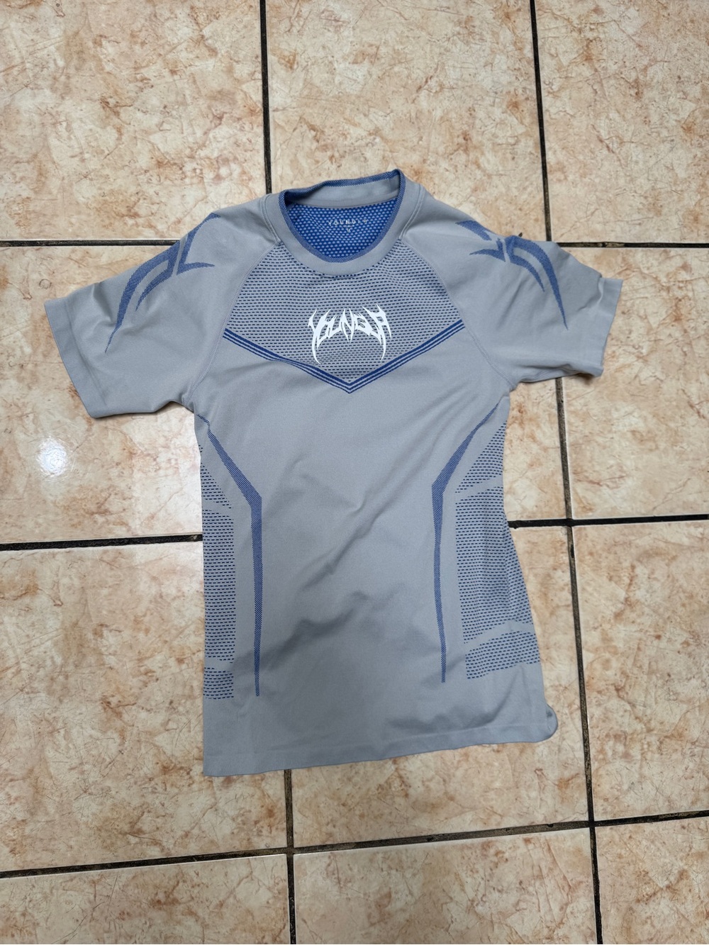 Youngla compression performance shirt